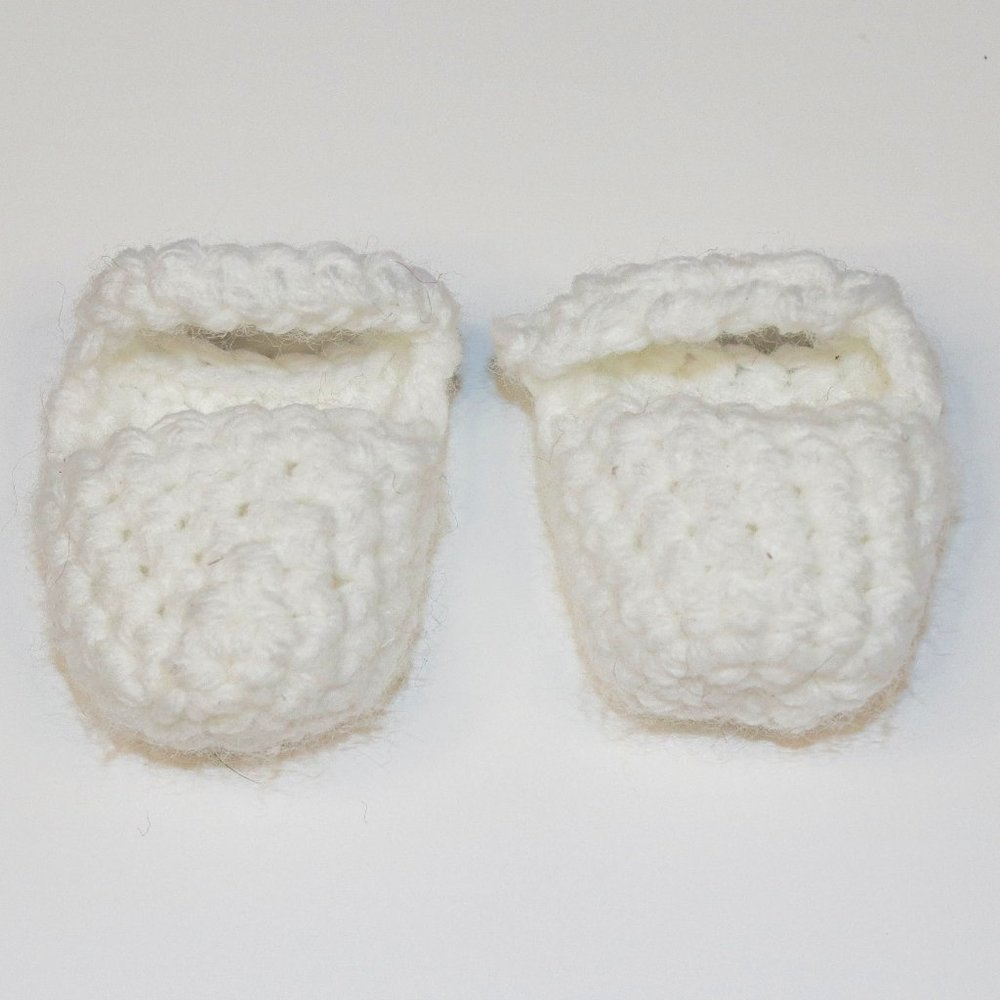 White Shoes For Amigurimi Dolls